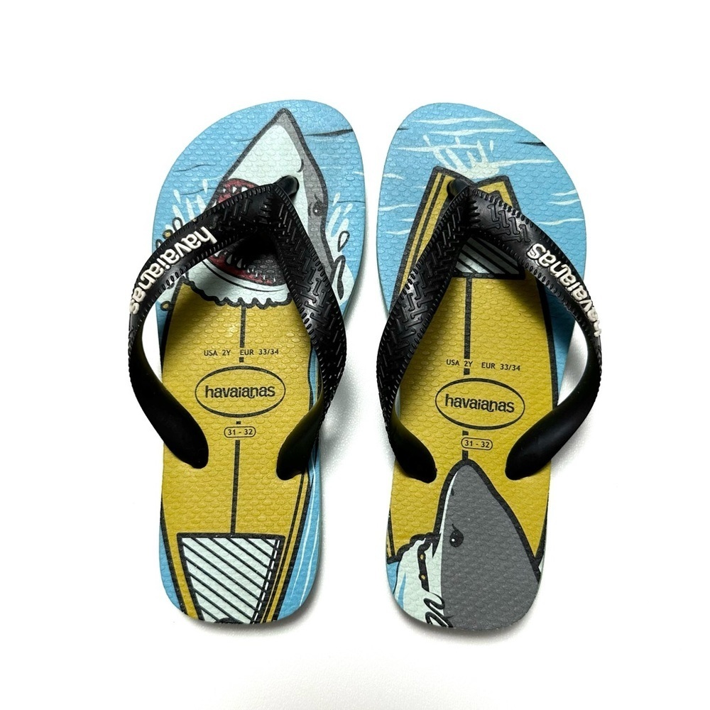 Havaianas Shark Surfboard Flip Flop Sandals Sz 2Y